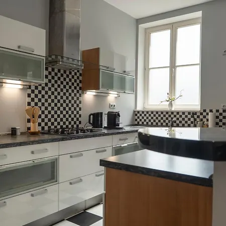 Radlinskeho By Ellements, Spacious Old Town