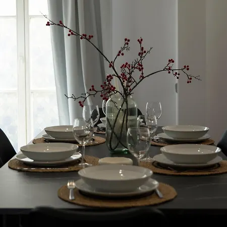 Radlinskeho By Ellements, Spacious Old Town Διαμέρισμα