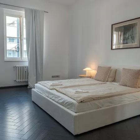 Lejlighed Radlinskeho By Ellements, Spacious Old Town *